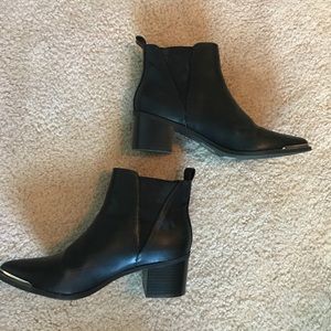Forever 21 black ankle booties